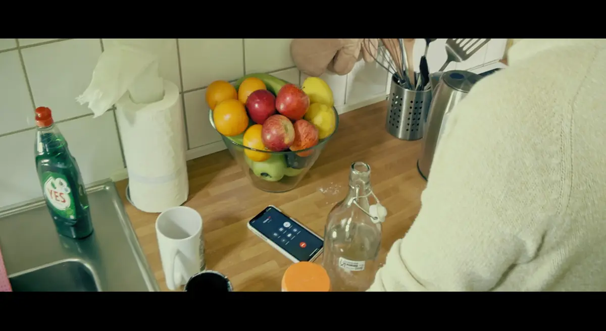 Film stills — Haleva (5)